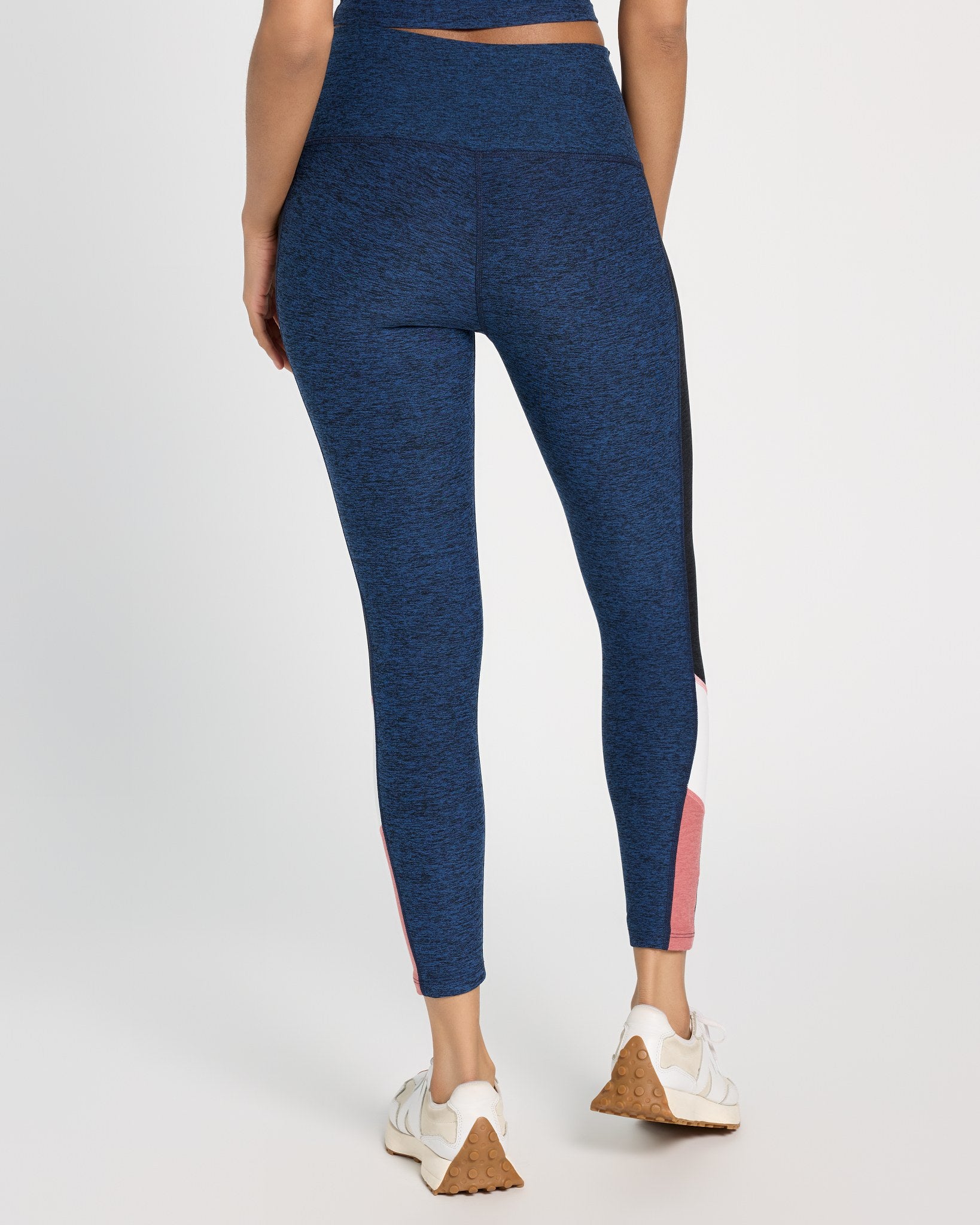 Ink Navy Heather/Heather Grey $|& Interval FlowHeather Sculpt Radiant Legging - SOF Back