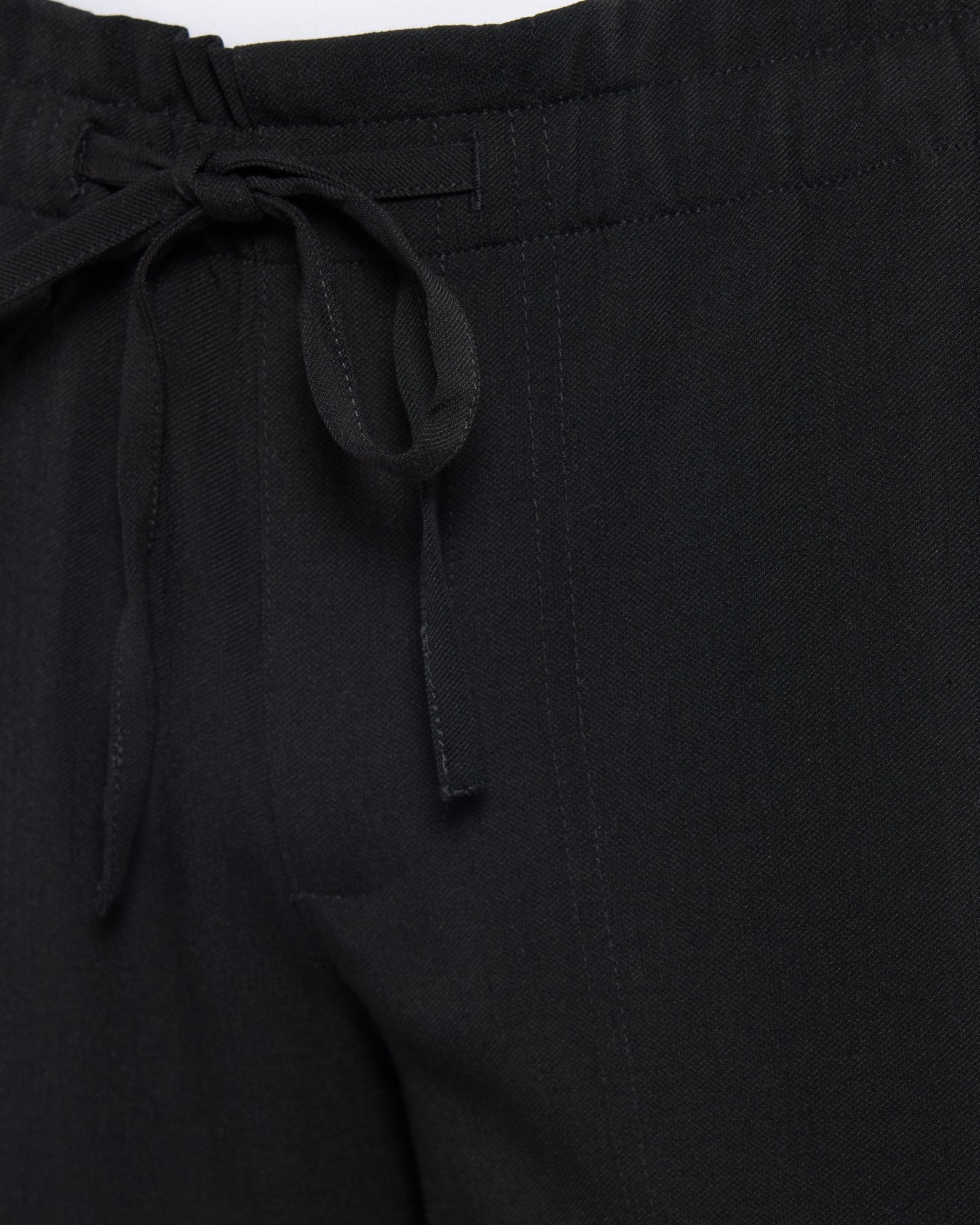 Black $|& Liverpool Pull On Wide Leg Crop Trouser - SOF Detail