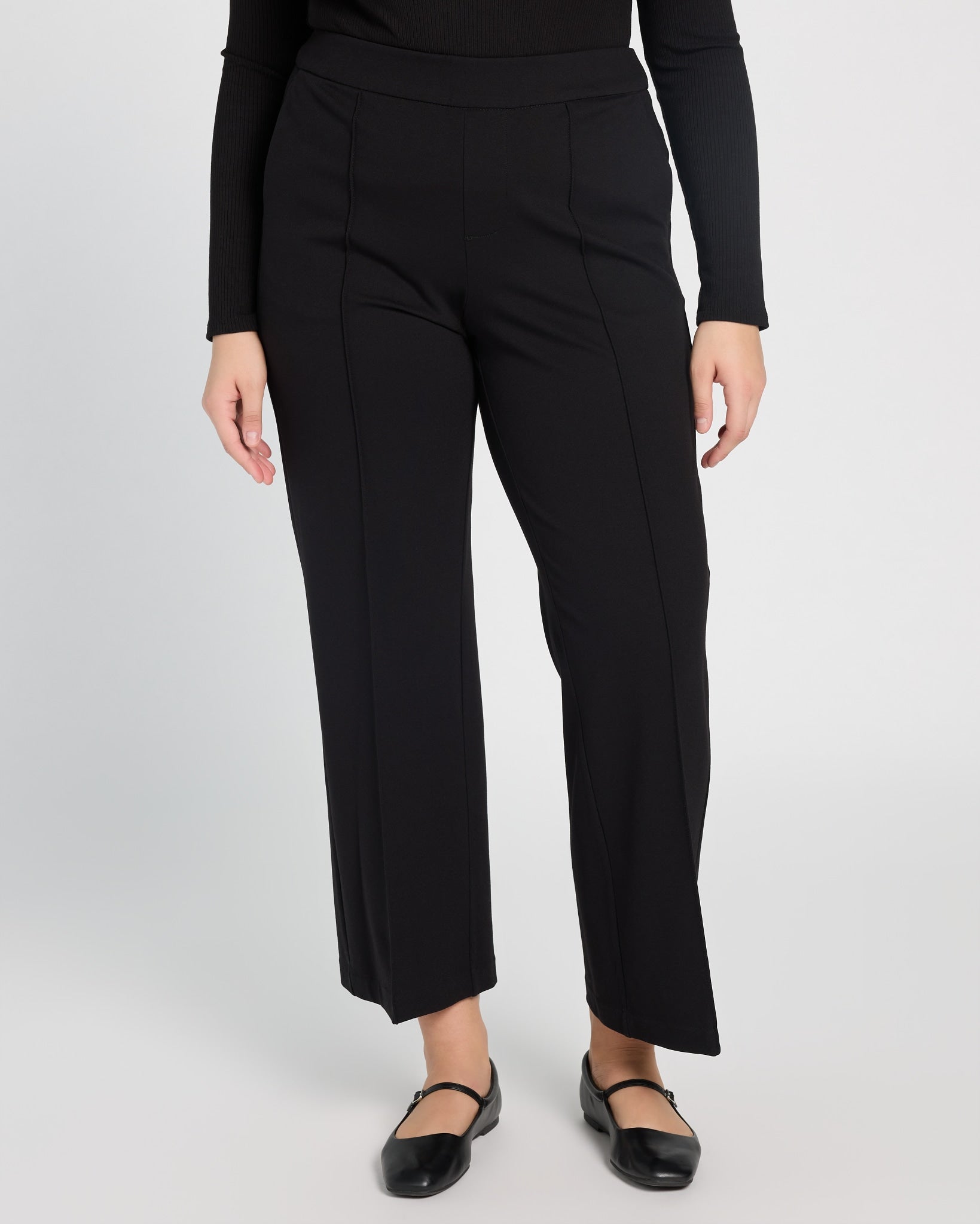 Black $|& Liverpool Kayla Pull-On Wide Leg Trouser - SOF Front