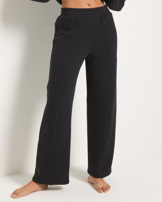 Black $|& SEAS Azure Straight Leg Cropped Sweatpant - SOF Front