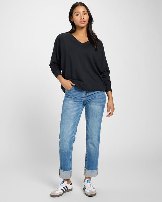 Black $|& SEAS Palmer Ranch Fleece V-Neck Top - SOF Full Front