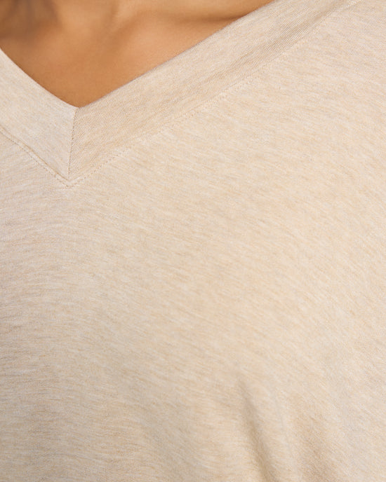 Oatmeal $|& SEAS Palmer Ranch Fleece V-Neck Top - SOF Detail