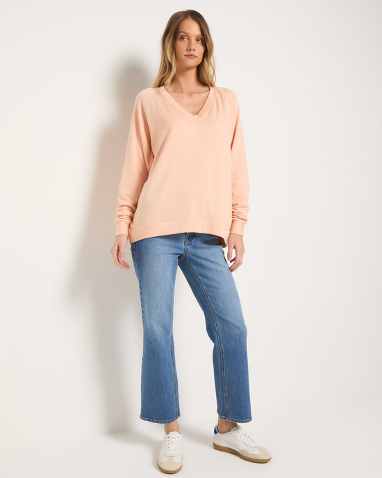 Beachy Blush $|& SEAS Palmer Ranch Fleece V-Neck Top - SOF Front