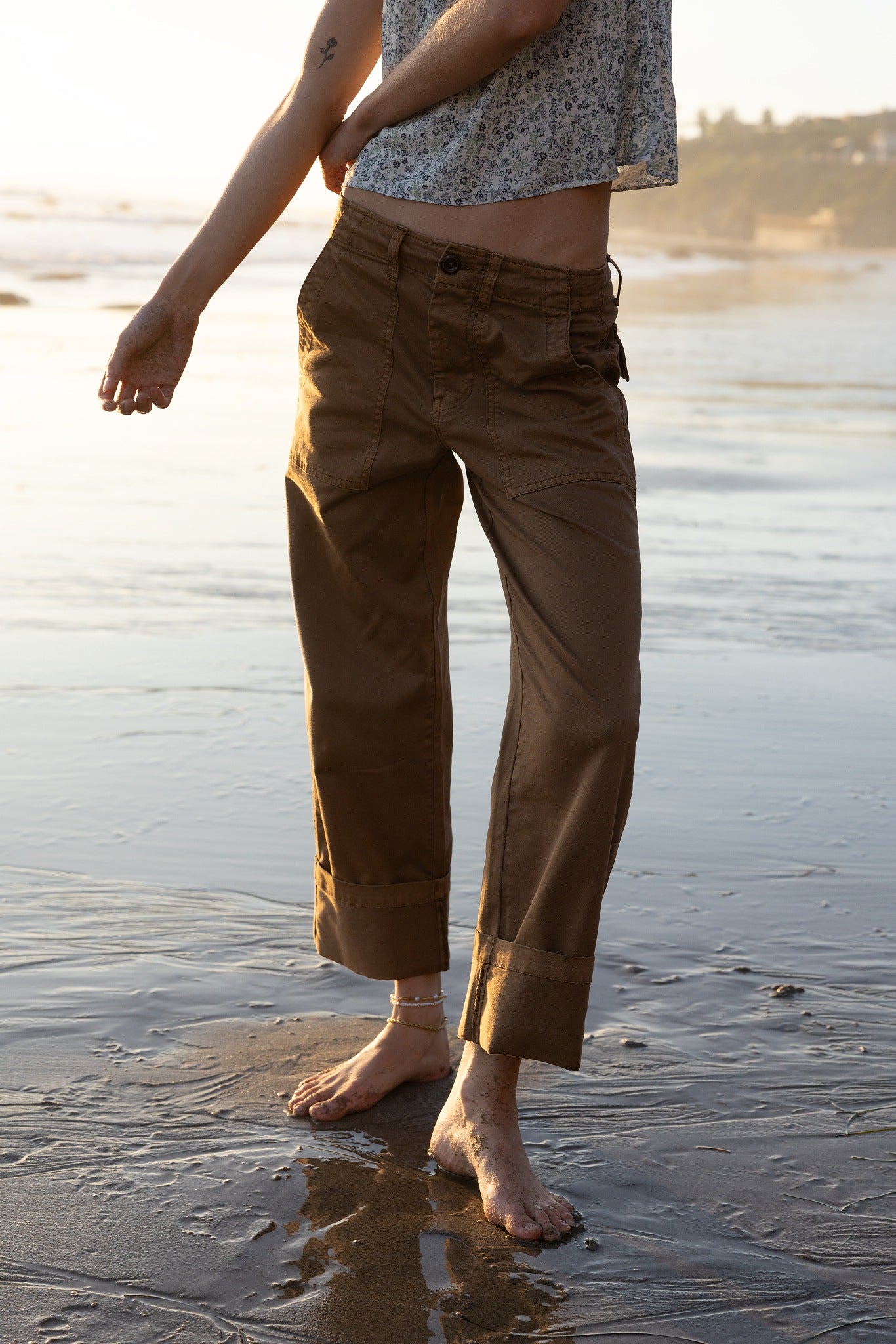 Camel $|& SEAS Bungalow Cuffed Twill Utility Pant - SOF Side