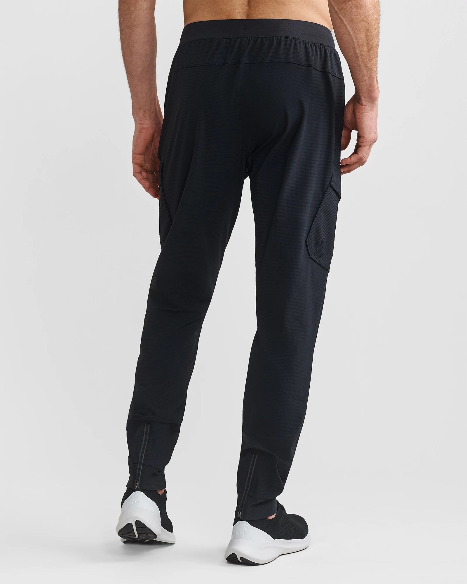 Black $|& Rhone Invictus Ripstop Pant - Hanger Front