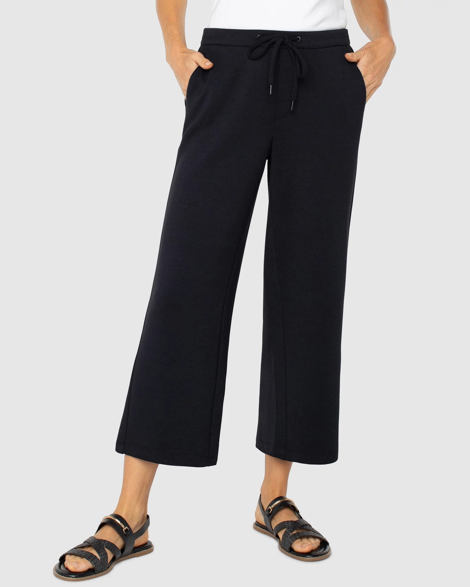 Black $|& Liverpool Cloud Knit Crop Trouser - VOF Detail