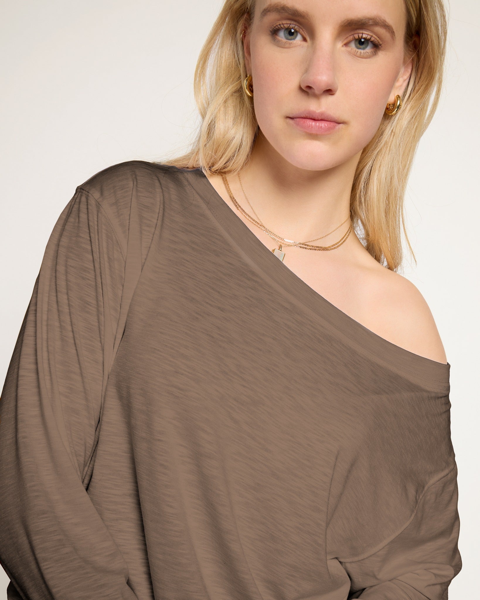 Truffle $|& SEAS Brooksville Slub Off The Shoulder Top - SOF Full Front