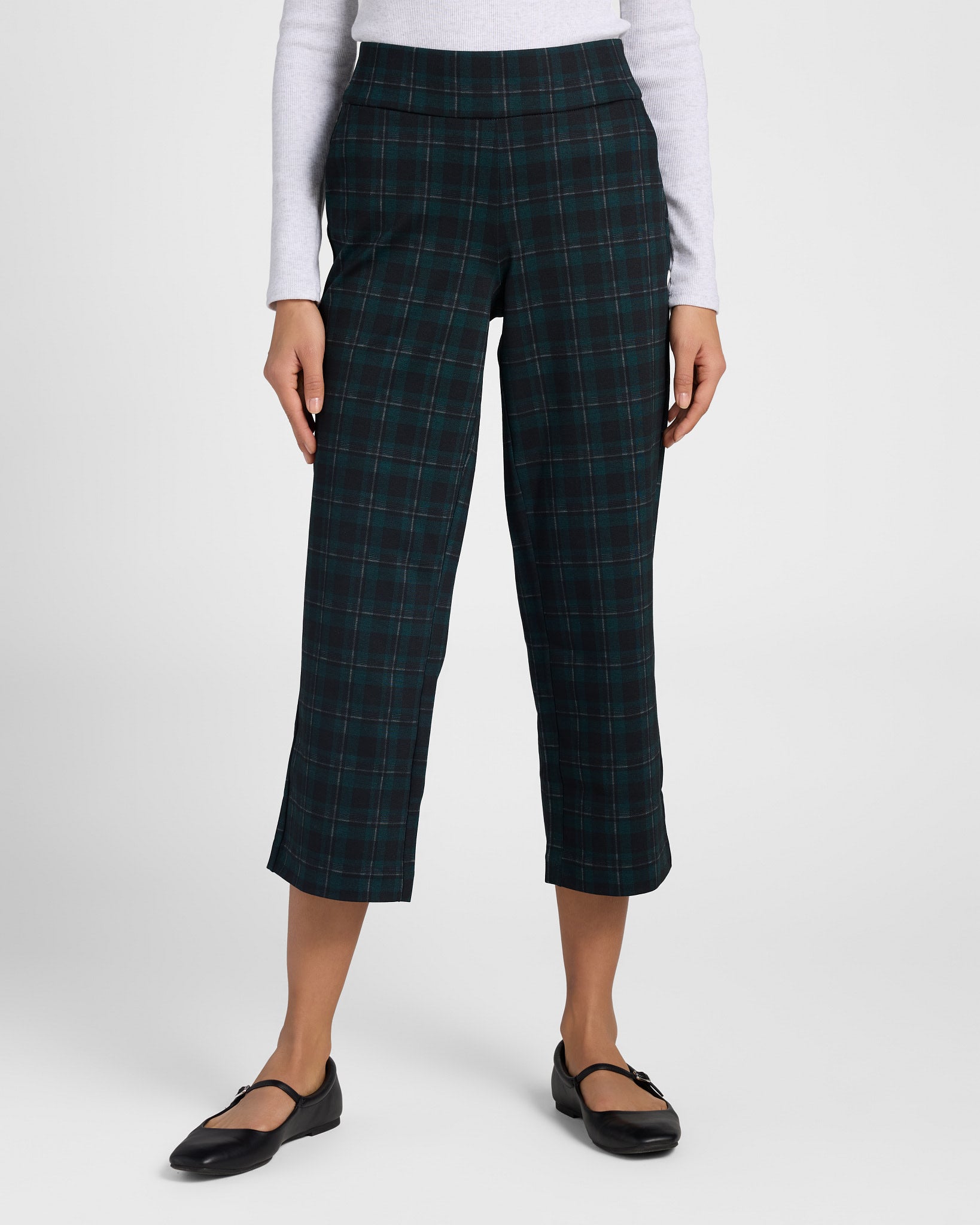 Dark Forest Tartan Plaid $|& Liverpool Mabel Pull-On Crop Straight Leg Trouser - SOF Front
