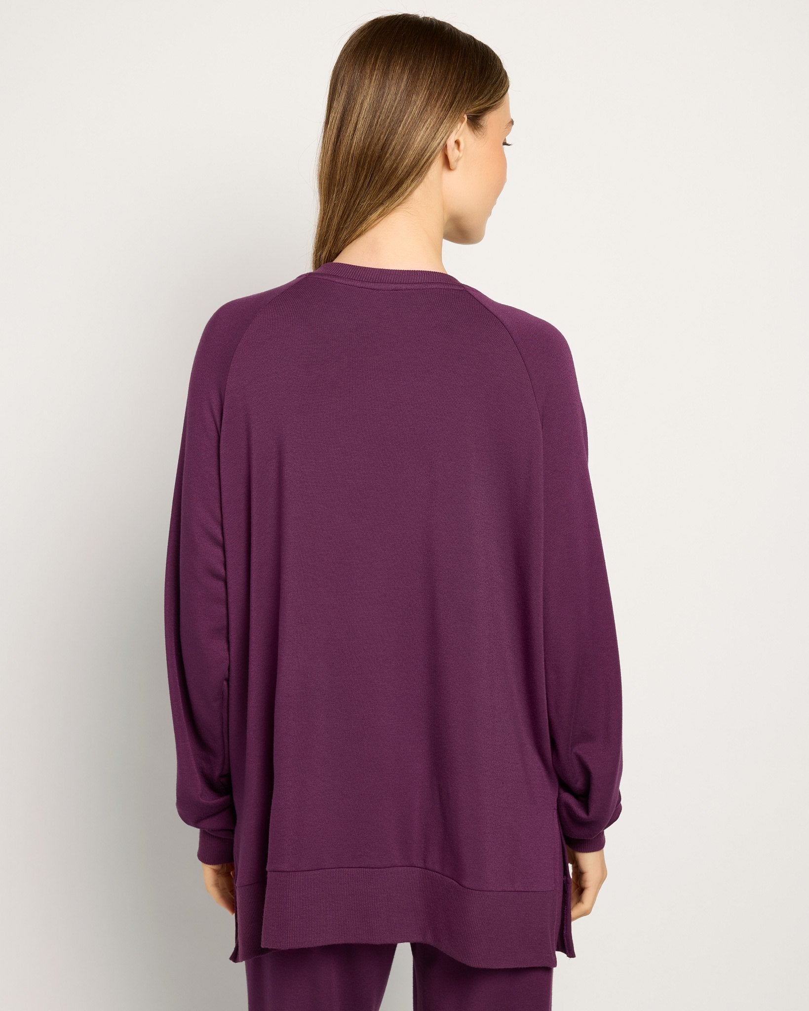 Amethyst $|& Interval Flex Fleece V-Neck Top - SOF Back