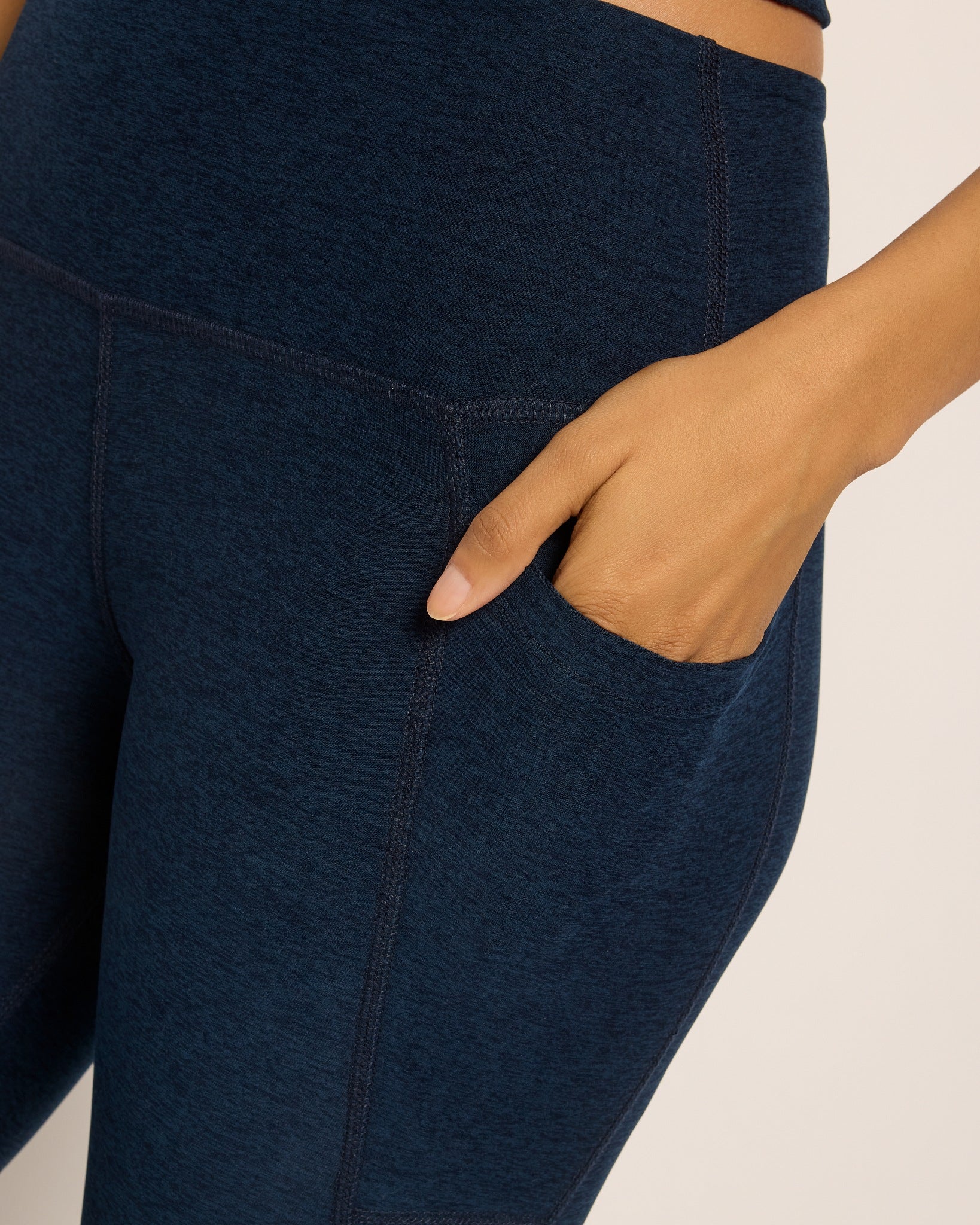 Ink Navy Heather $|& Interval FlowHeather Sculpt Pocket Legging - SOF Full Front