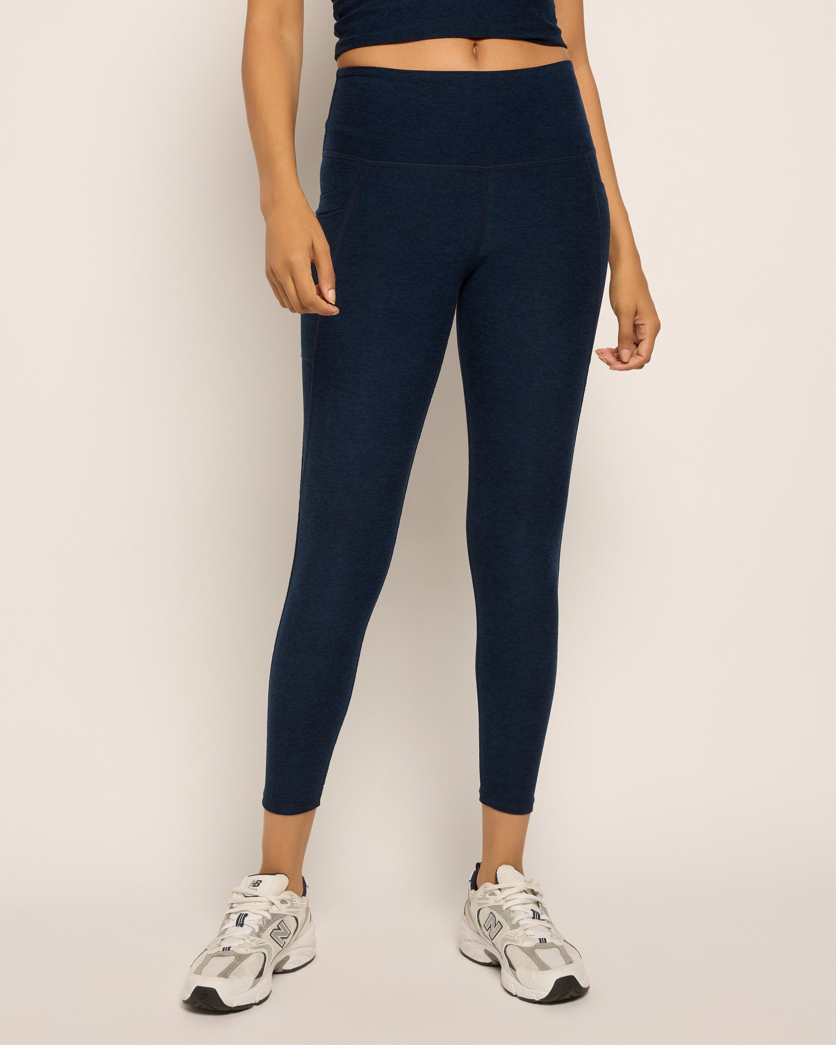 Ink Navy Heather $|& Interval FlowHeather Sculpt Pocket Legging - SOF Front