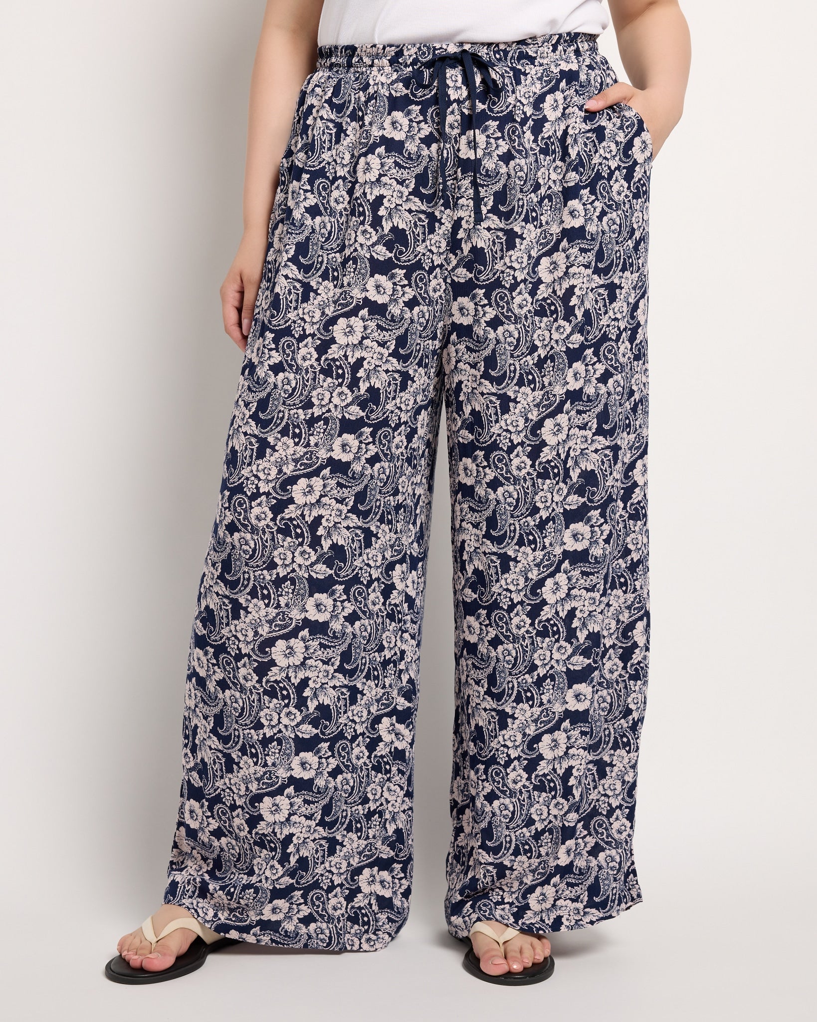 Navy $|& SEAS Gauze Pant - SOF Front
