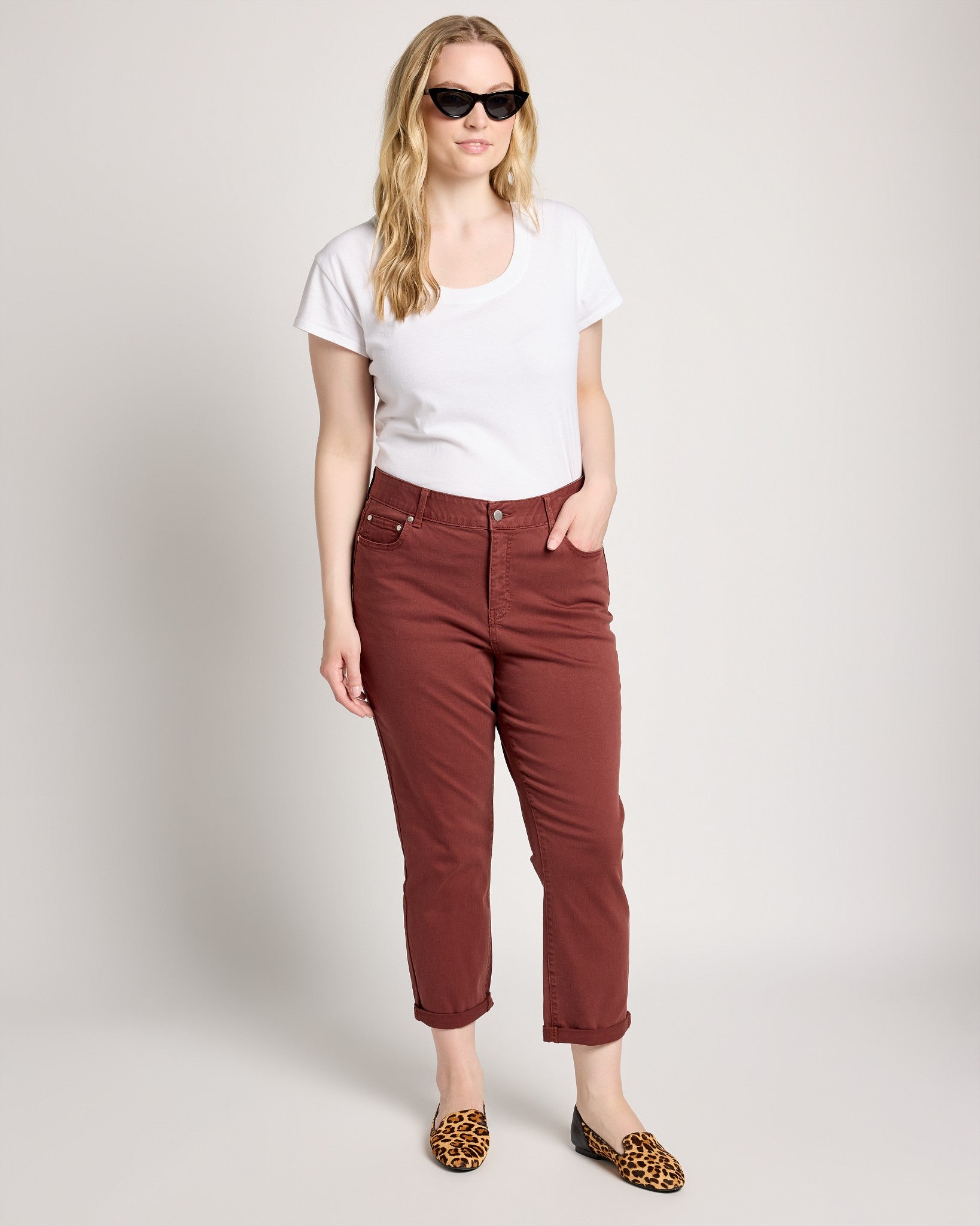 Mahogany $|& SEAS Cyndi Cuffed Ankle Skinny Jeans - UGC On Fig