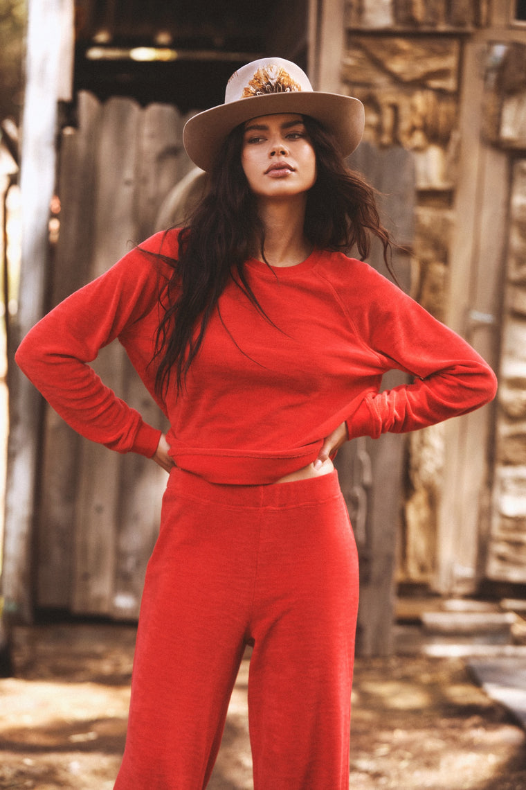 Pomegranate $|& SEAS Clifton Raglan Pullover - SOF Side