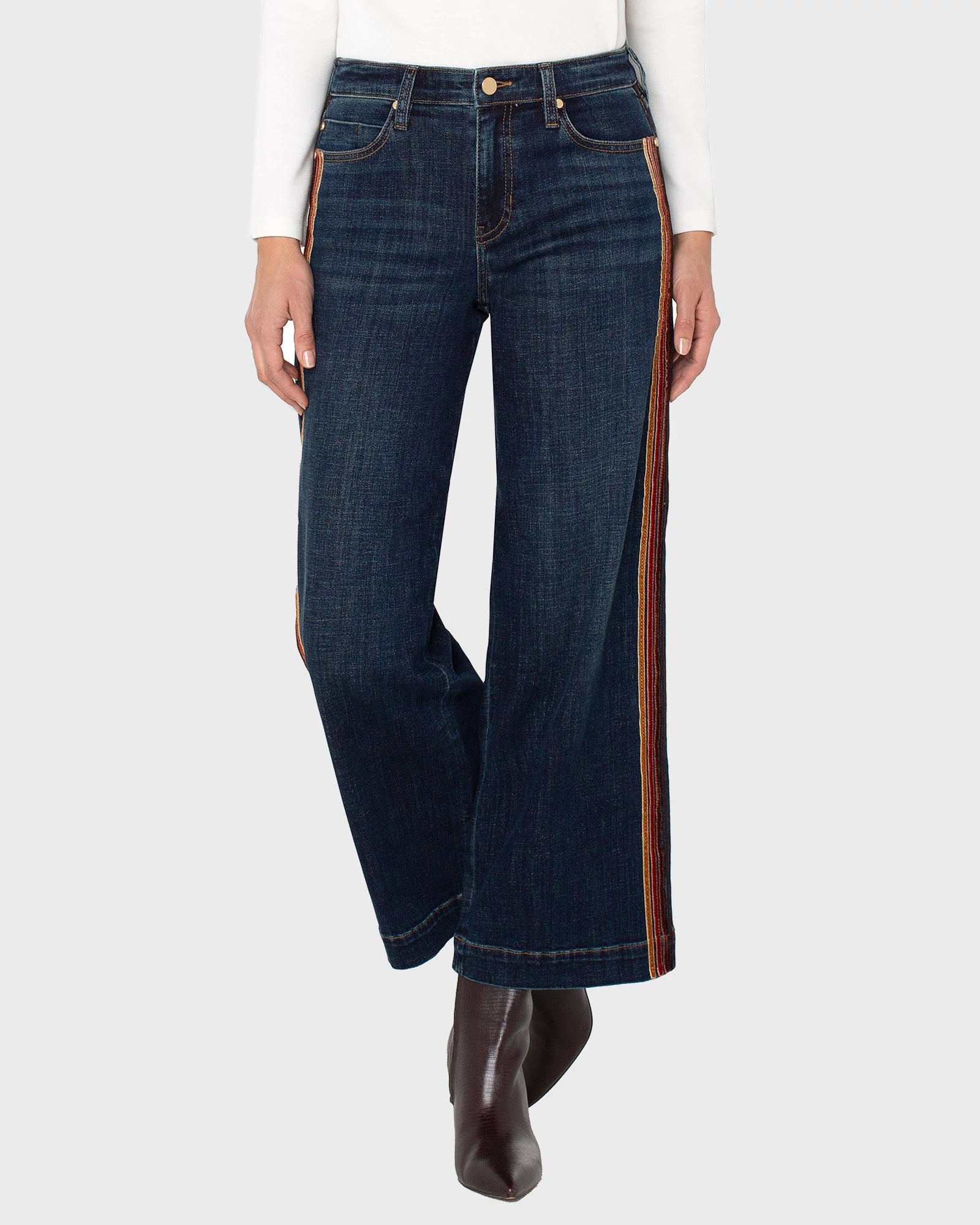 Eastmoor $|& Liverpool The Stride Wide Leg Jeans with Velvet Trim - VOF Detail