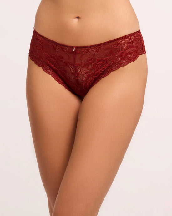 Chili $|& Montelle Brazilian - VOF Detail