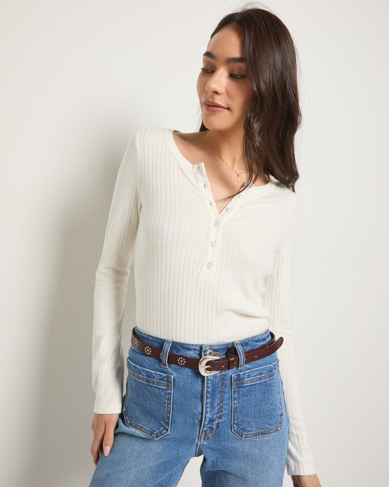 Cream $|& SEAS Autumn Long Sleeve Henley - SOF Front