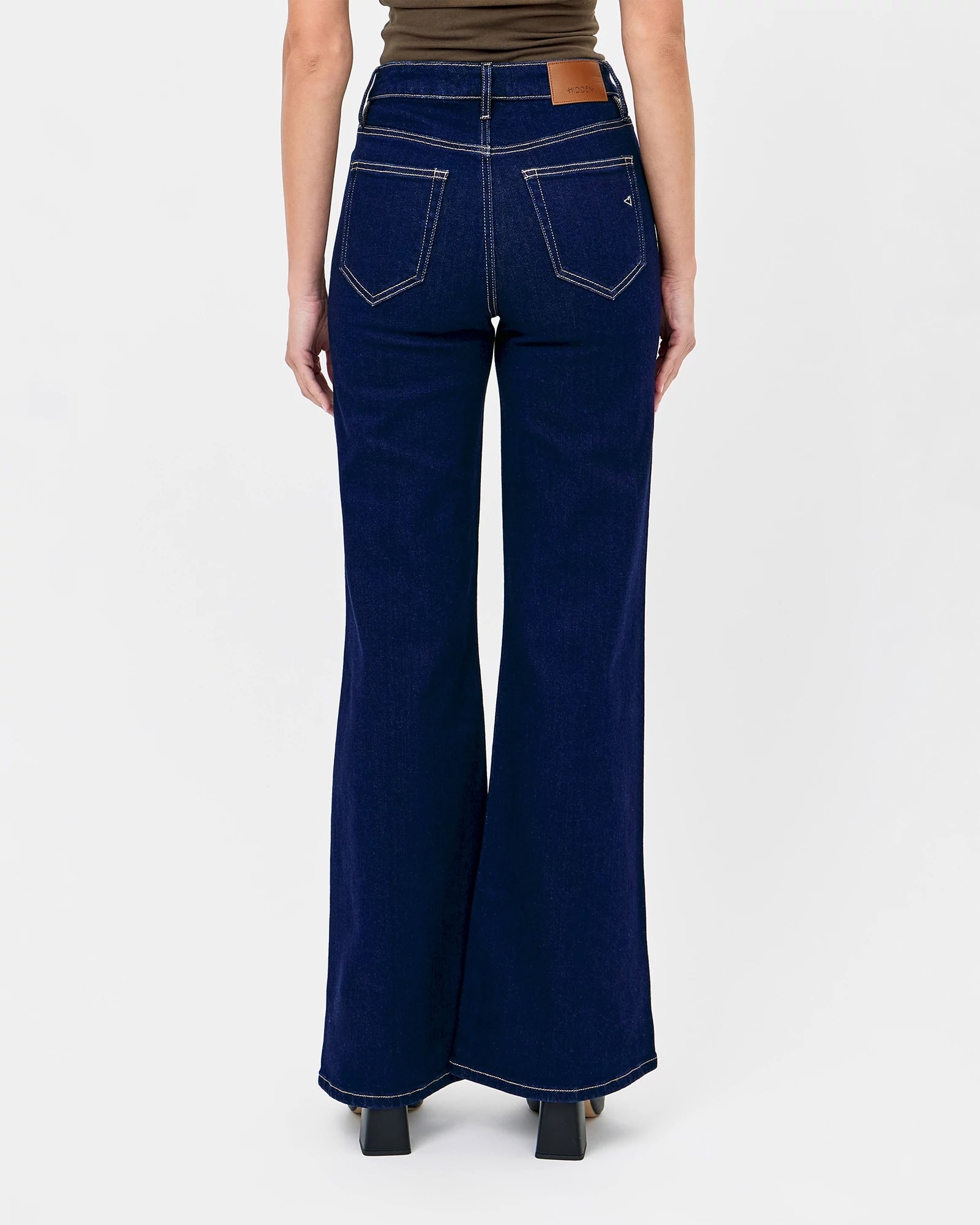 Rinse $|& Hidden The Happi Comfort Flare - Hanger Side