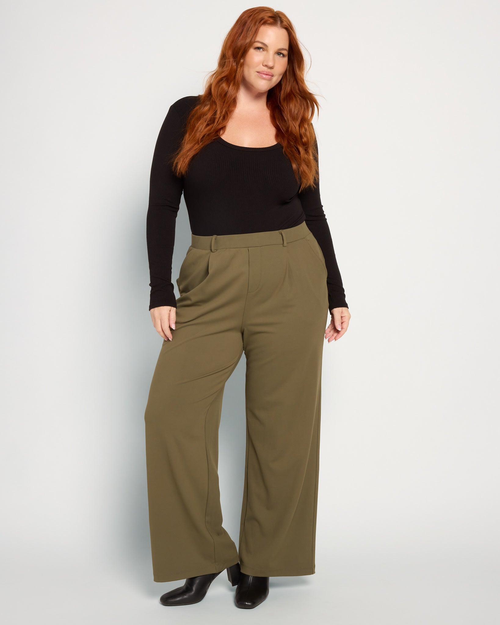 Grape Leaf $|& Bobeau Pleat Pant with Pockets - UGC On Fig