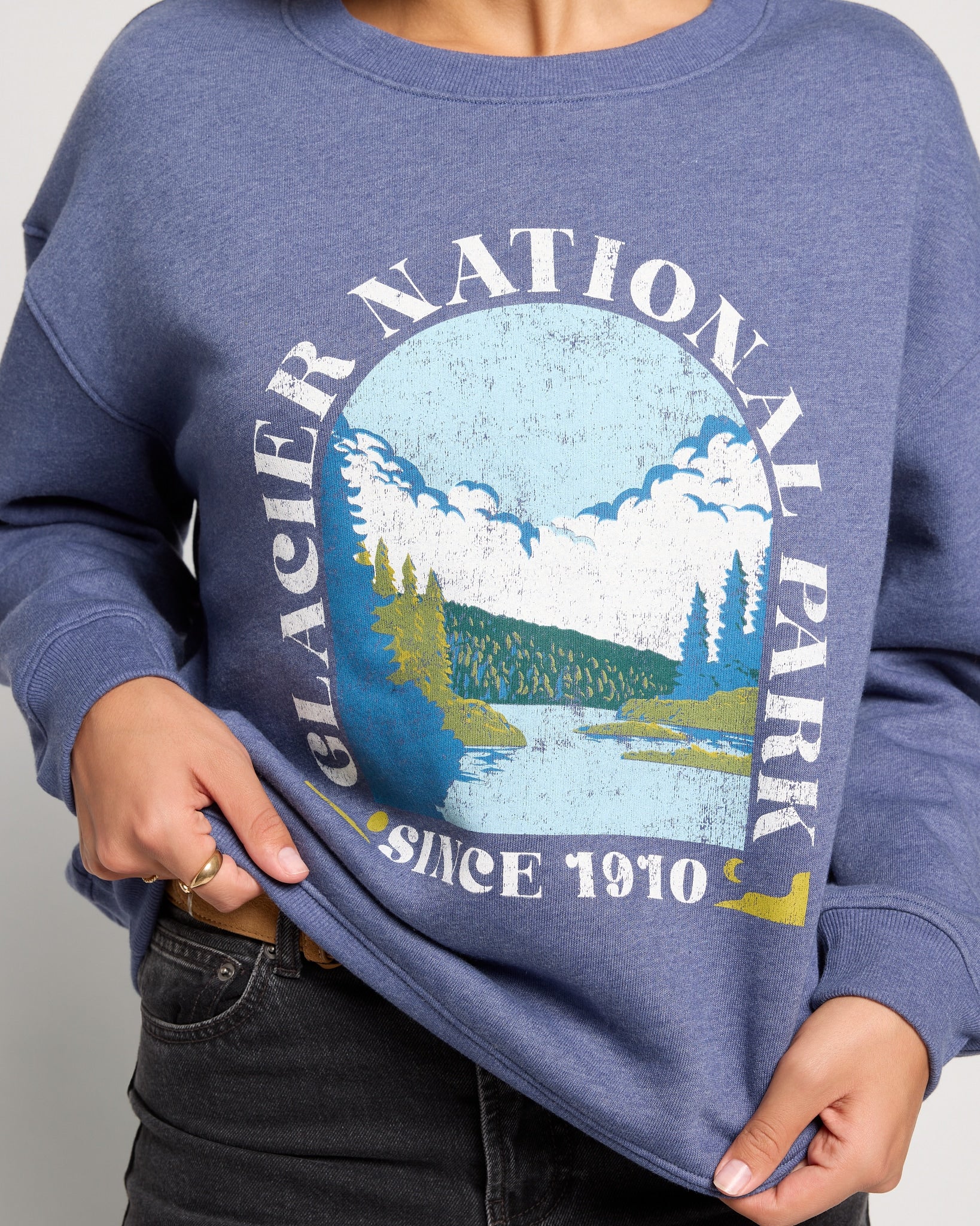 Heather Indigo Haze $|& Herizon Ember Glacier Park Crewneck Pullover - SOF Full Front