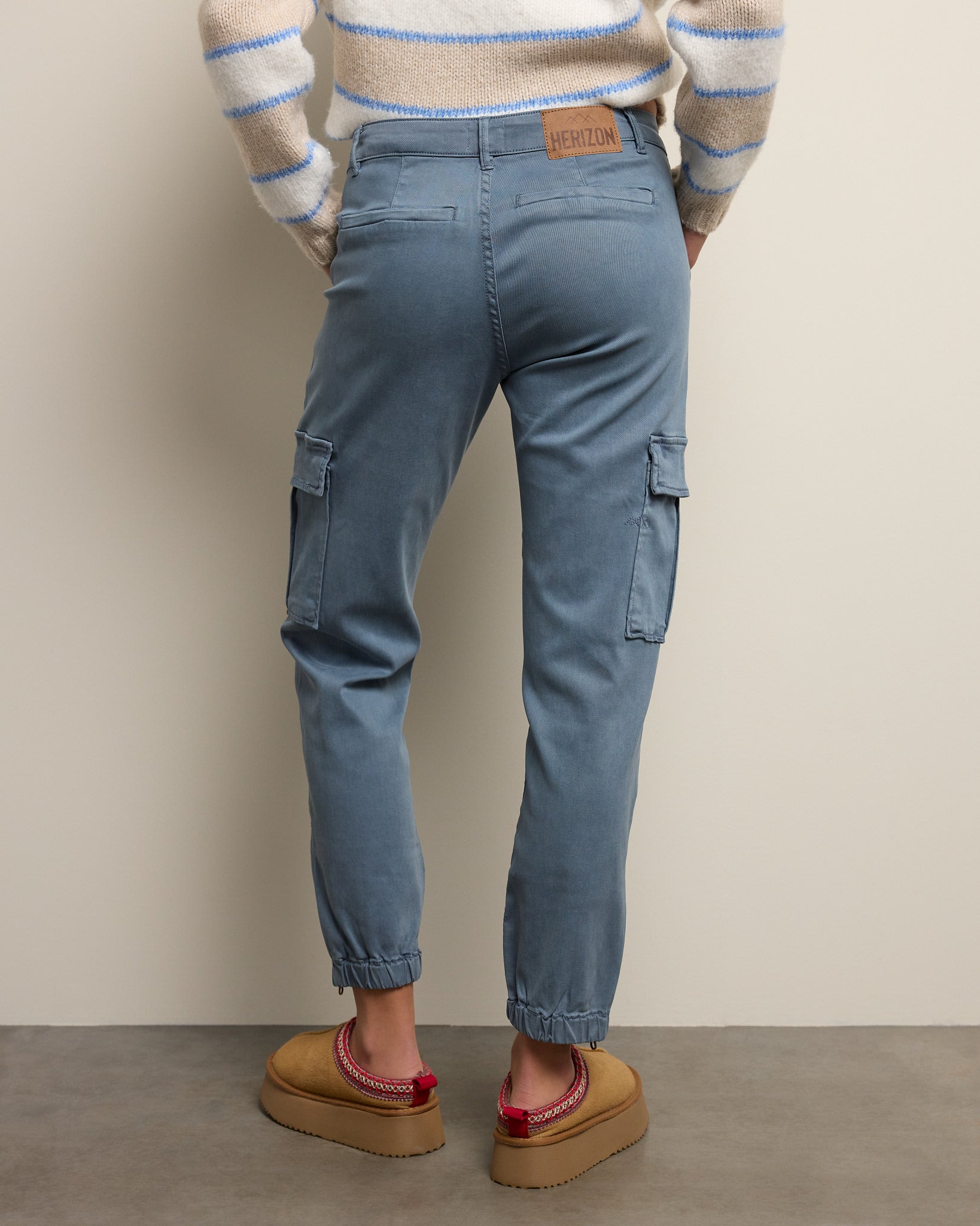 Slate $|& Herizon Niki Cargo Pant - SOF Back