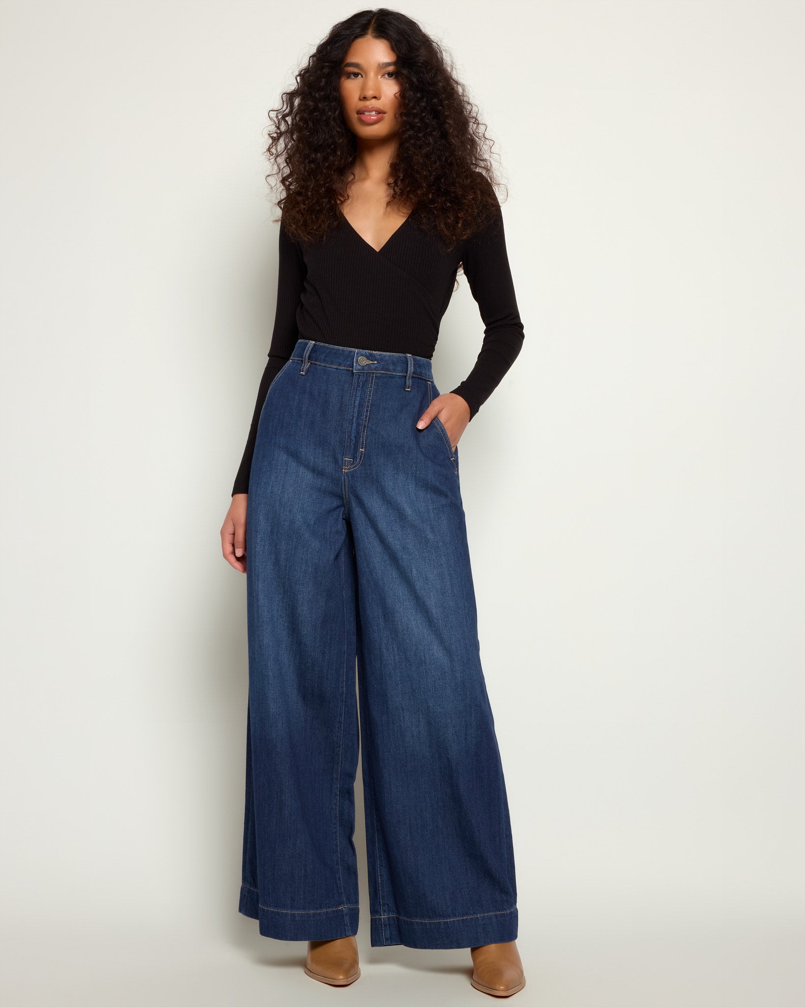 Dark Wash $|& Hidden The Nori Super Soft Trouser Jean - UGC On Fig
