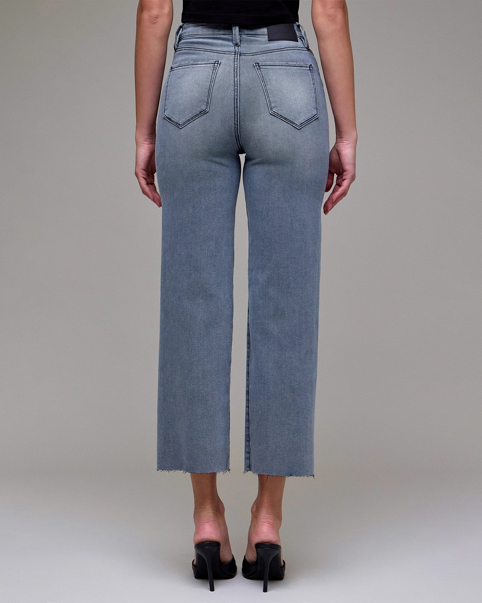 Grey Wash $|& Hidden The Tracey Cropped Straight Leg Jeans - Hanger Side