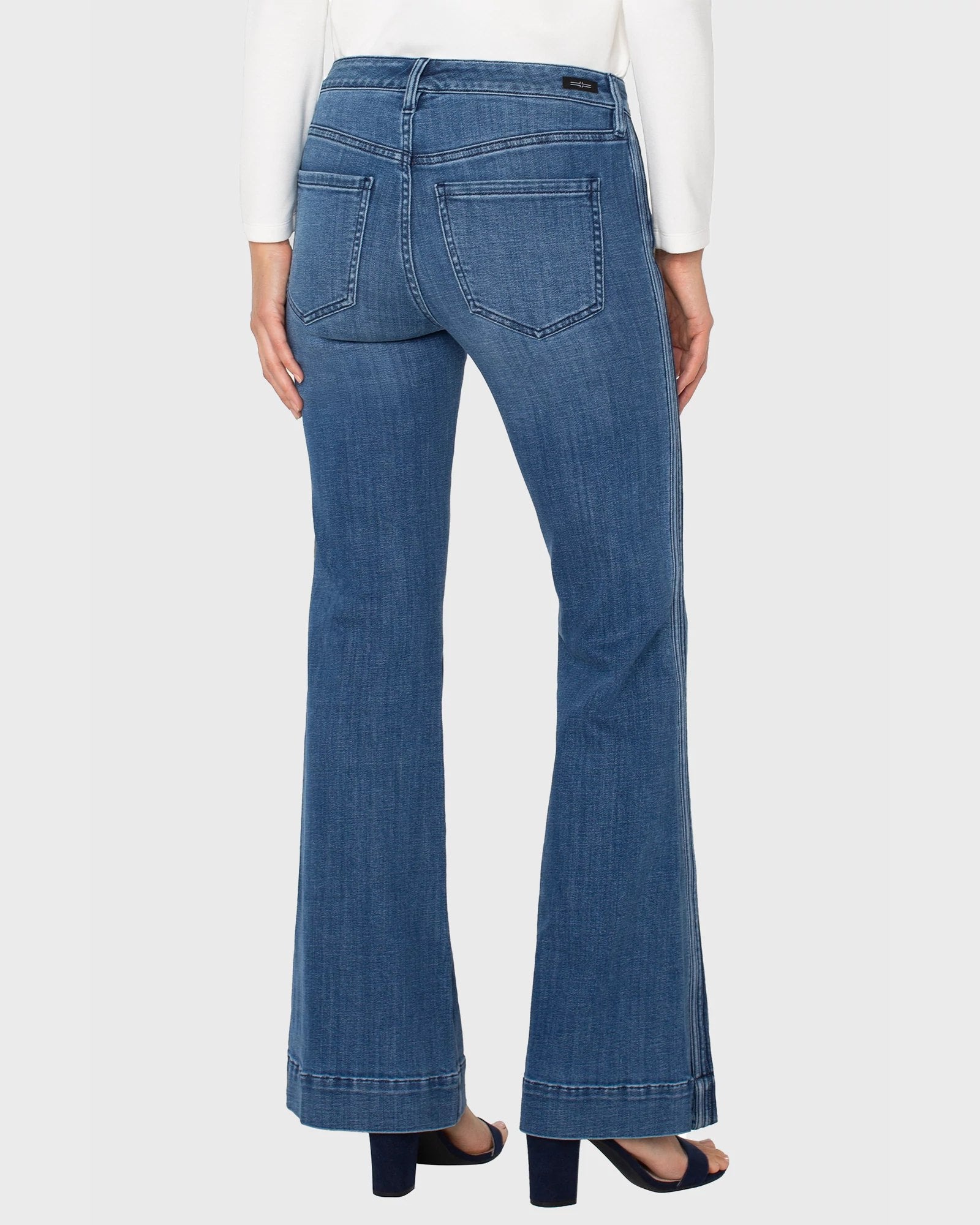 Canyon Road $|& Liverpool Hannah Flare Jeans With Self Trim - Hanger Side