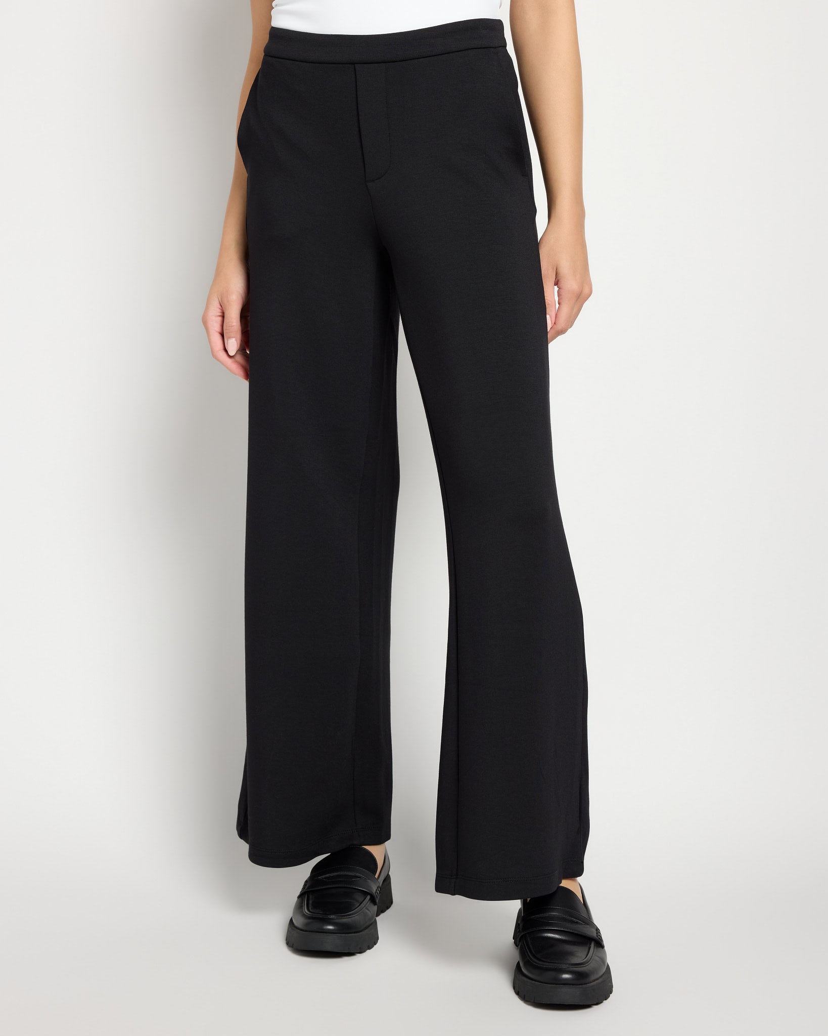 Black $|& Liverpool Cloud Knit Wide Leg Trouser - SOF Front