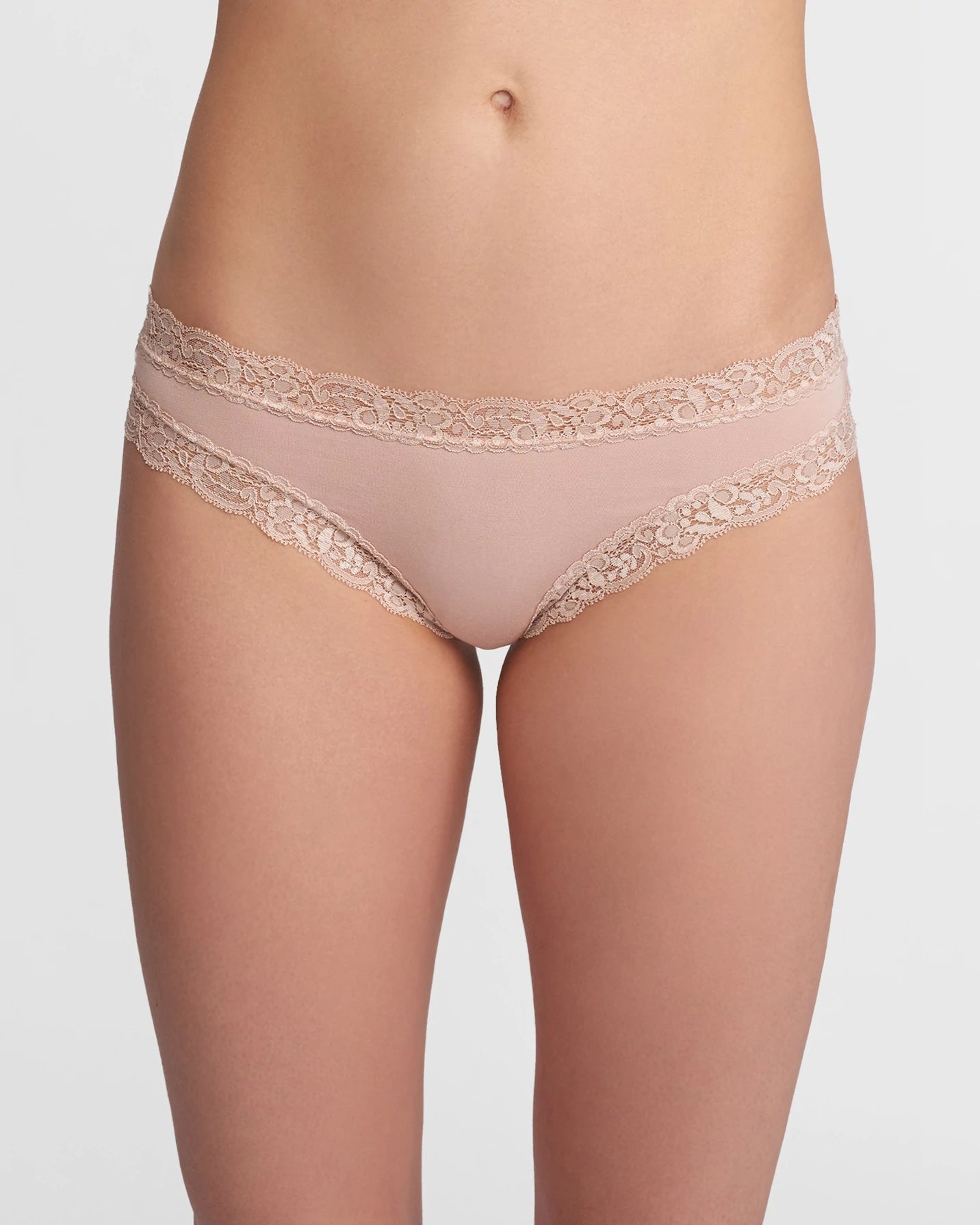 Chantilly/Seashell $|& Fleur't The Iconic Thong - VOF Detail