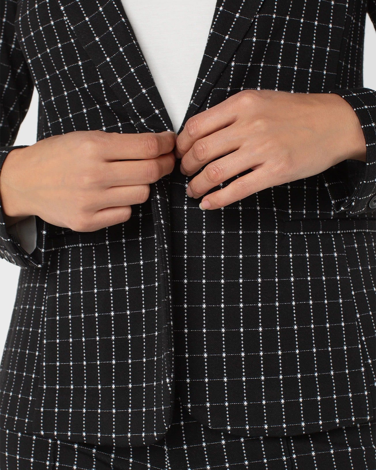 Black/White Windowpane Check $|& Liverpool Fitted Blazer - Hanger Back