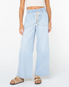 Beached Wash Denim Wash $|& Roxy Paddle On Pant - VOF Detail