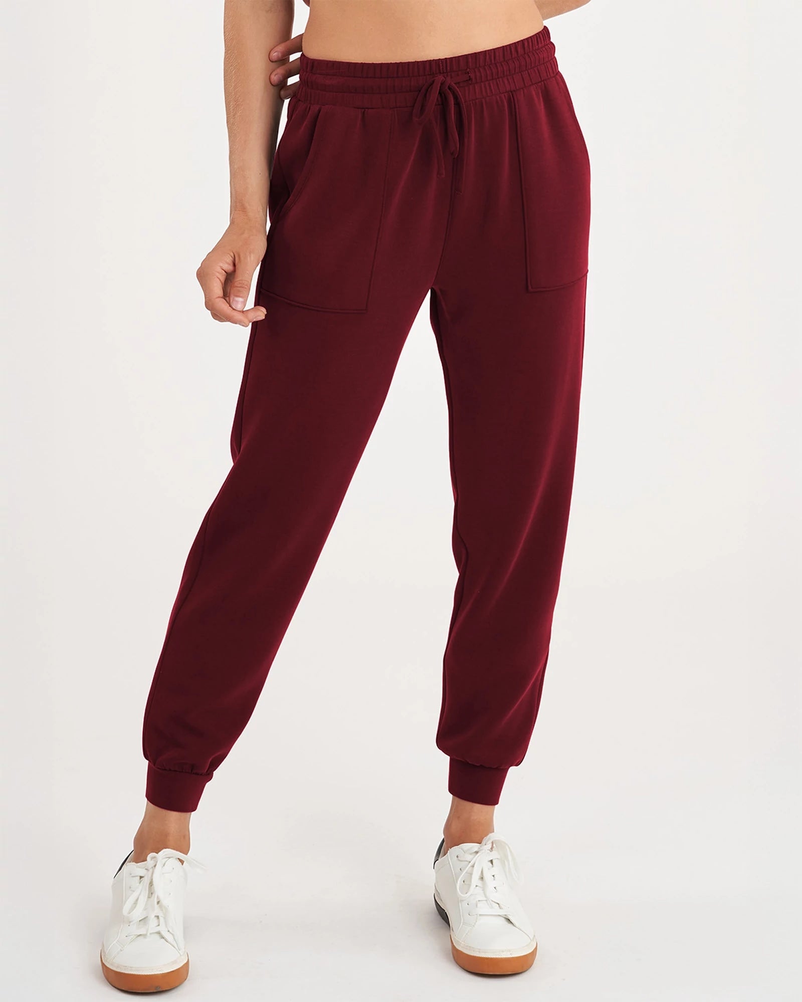 Burgundy $|& Thrive Société Patch Pocket Lounge Jogger - VOF Detail