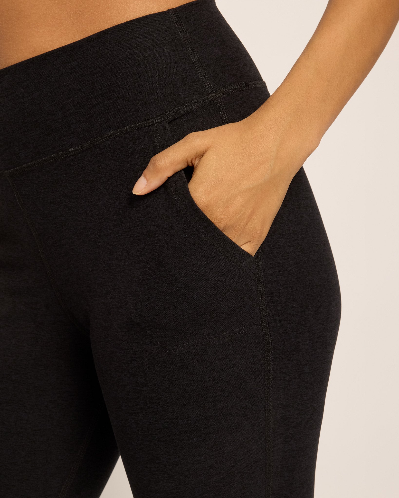 Night Sky Heather $|& Interval FlowHeather Sculpt Motion Jogger - SOF Full Front