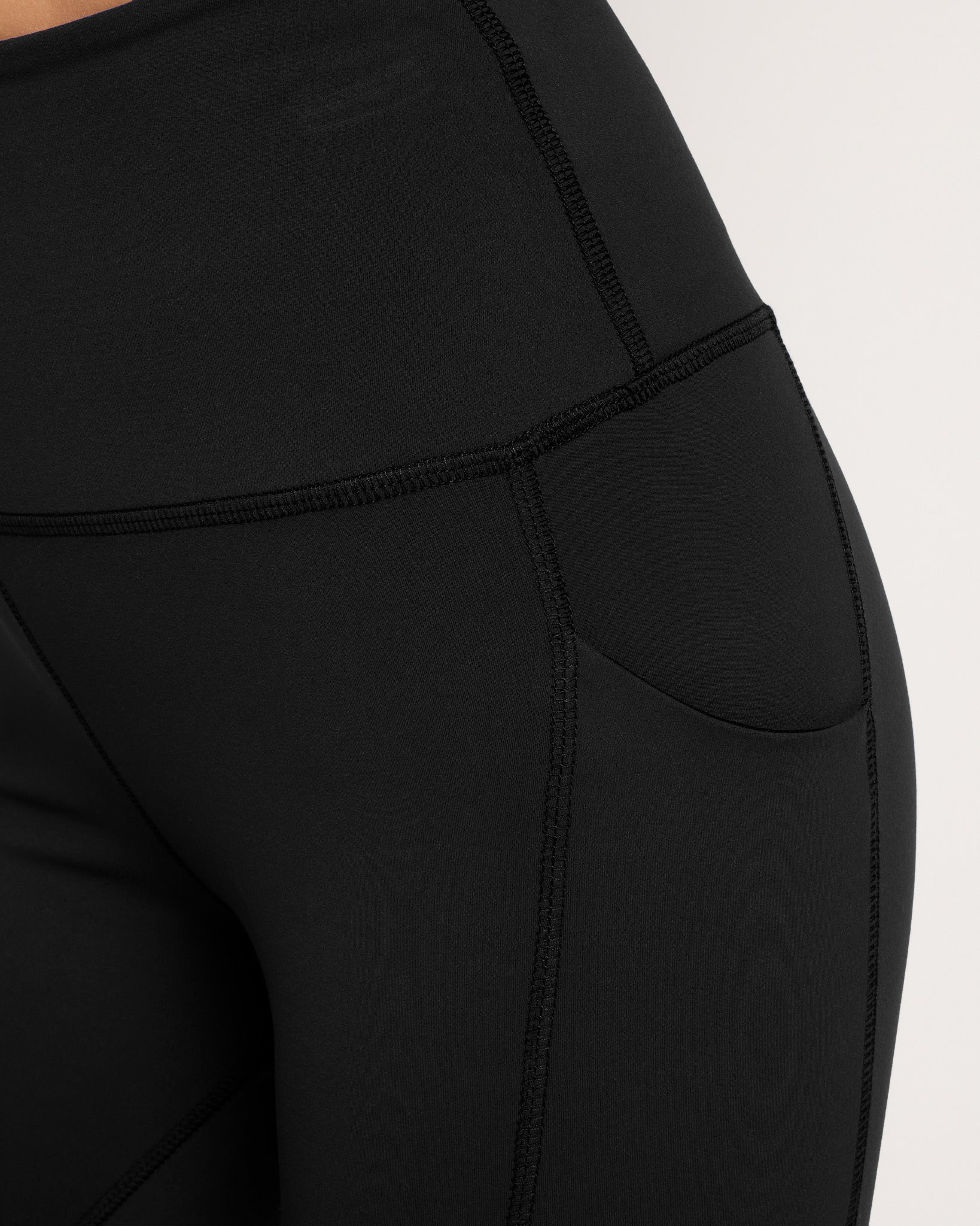 Black $|& Interval CloudLight Pose Pocket Legging - SOF Full Front