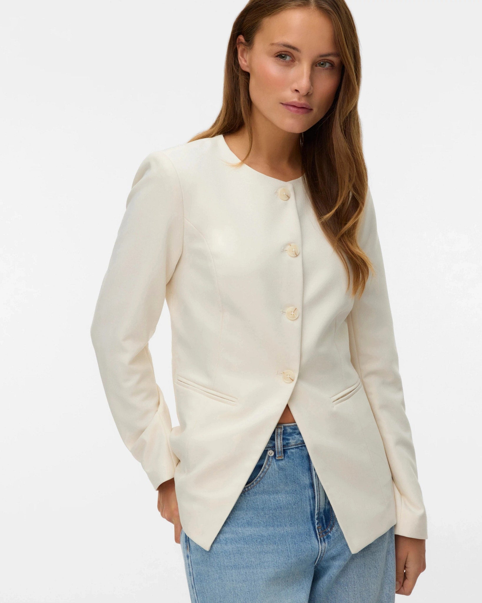 Birch $|& Vero Moda Drea Fitted Collarless Blazer - VOF Detail