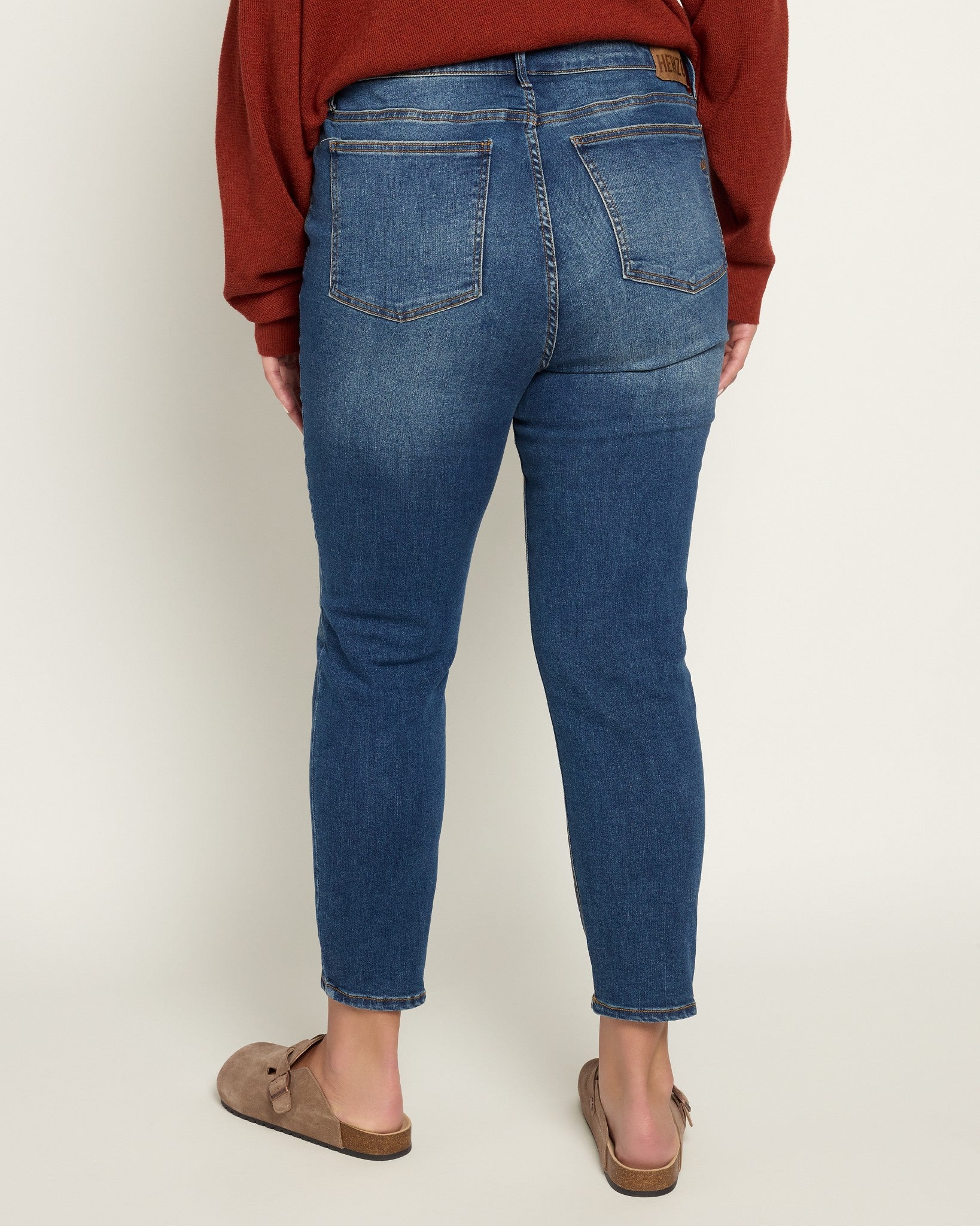 Dark Wash $|& Herizon Suzi Mid Rise Skinny Jeans - SOF Back
