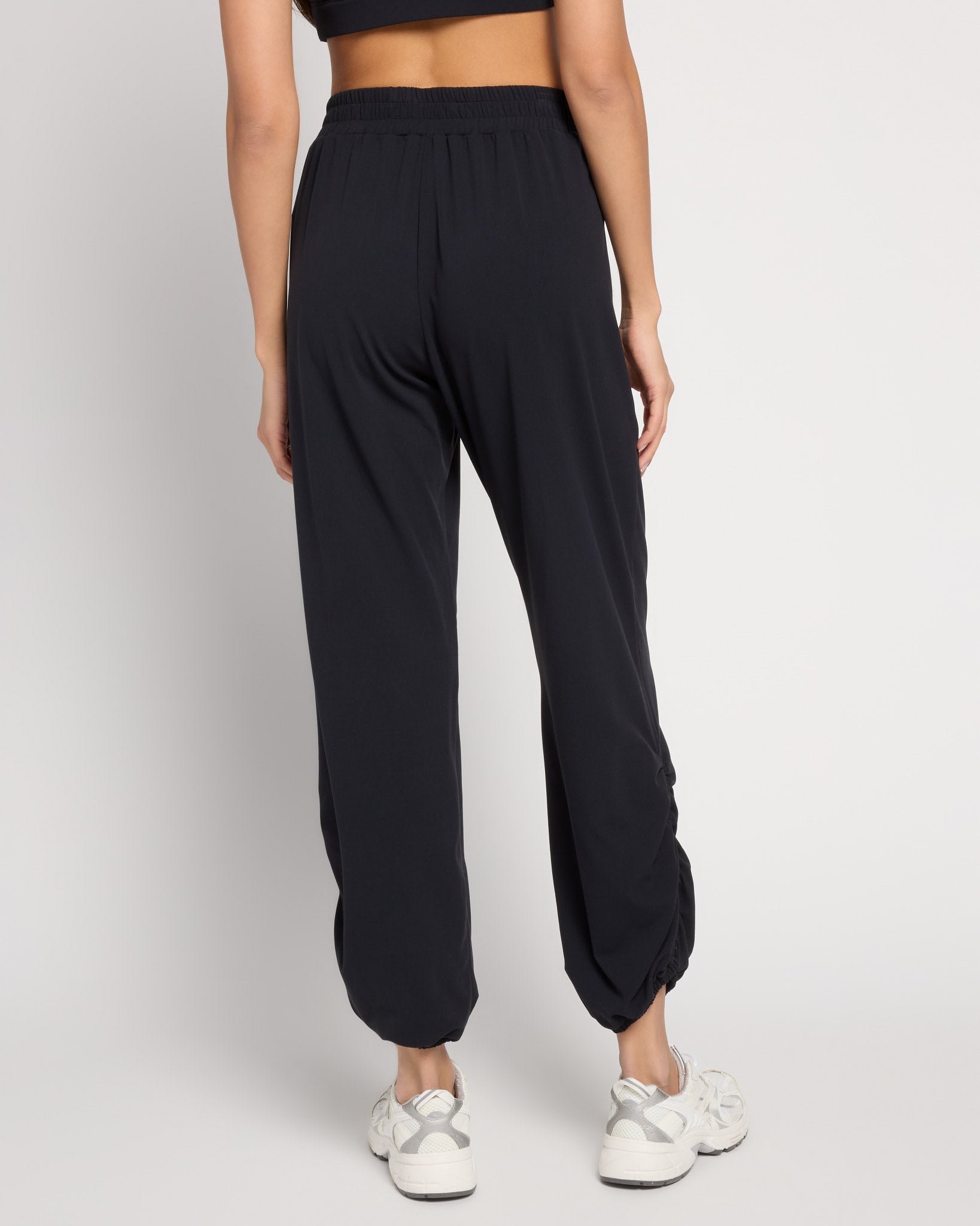 Black $|& Interval CloudLight Rapid Jogger - SOF Back