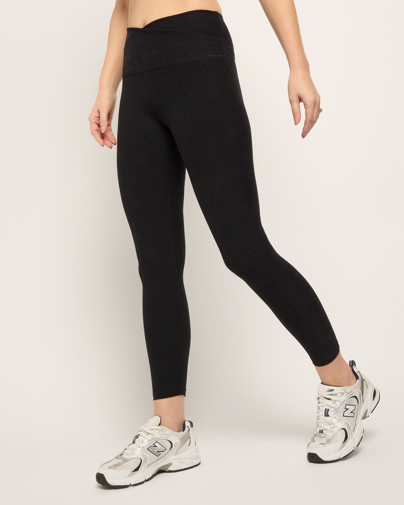 Night Sky Heather $|& Interval FlowHeather Sculpt Crossover Leggings - VOF Front
