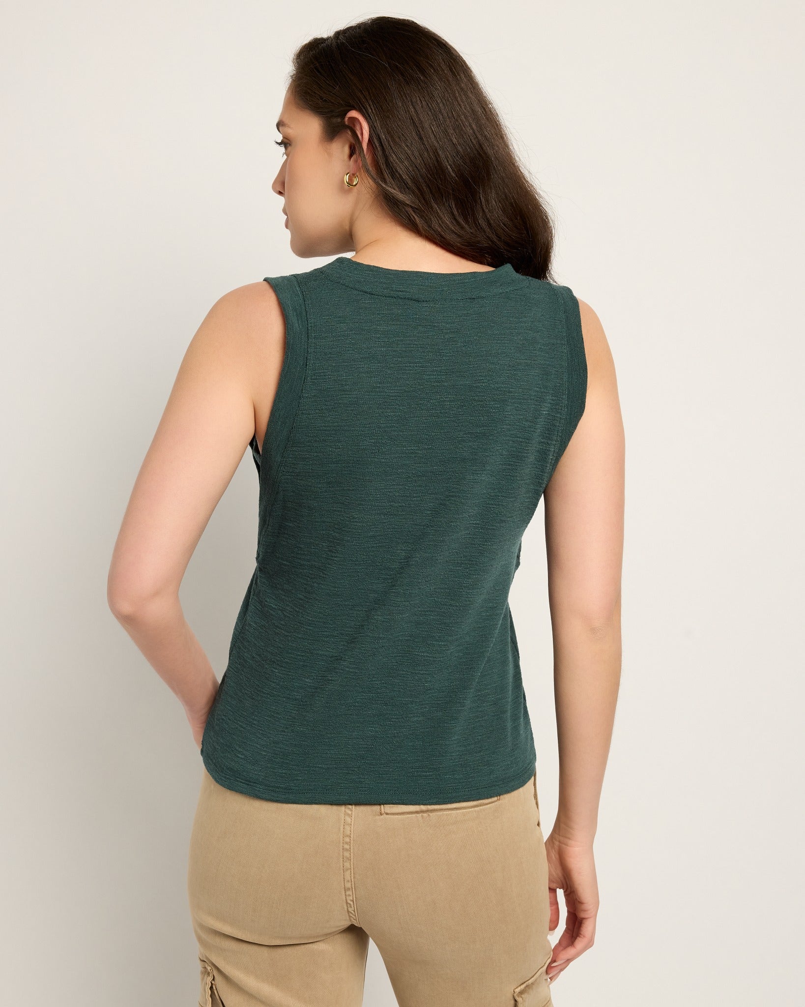 Hunter Green $|& Herizon Springtime V-Neck Tank - SOF Back
