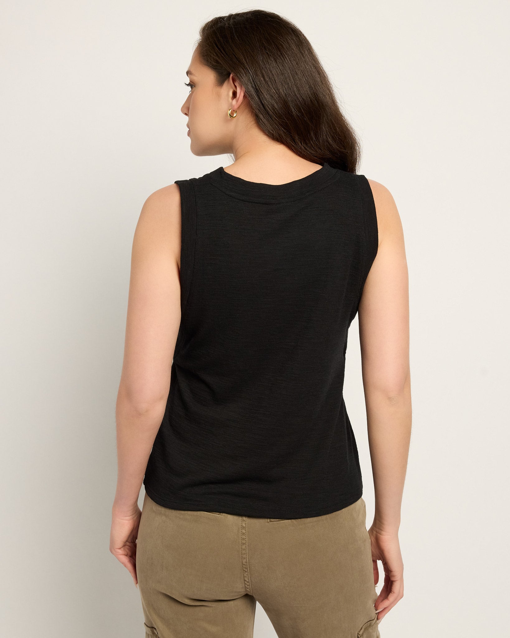 Black $|& Herizon Springtime V-Neck Tank - SOF Back