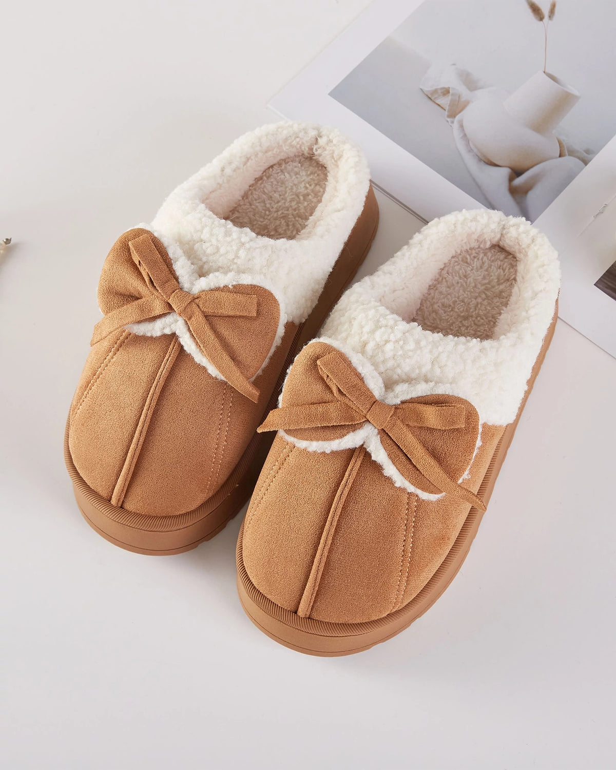 Camel $|& KNC Bow Suede Slipper - VOF Detail