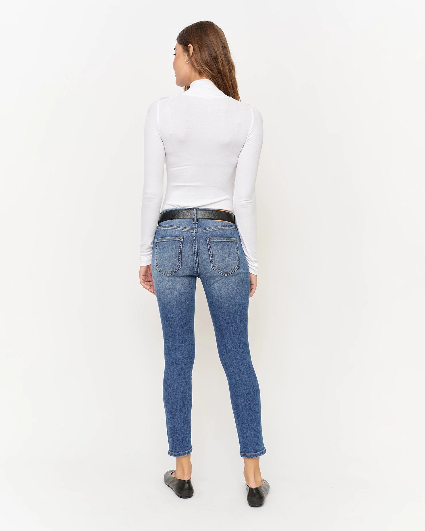 Light Indigo $|& Oliver Logan Cooper Mid Rise Skinny Jeans - Hanger Side