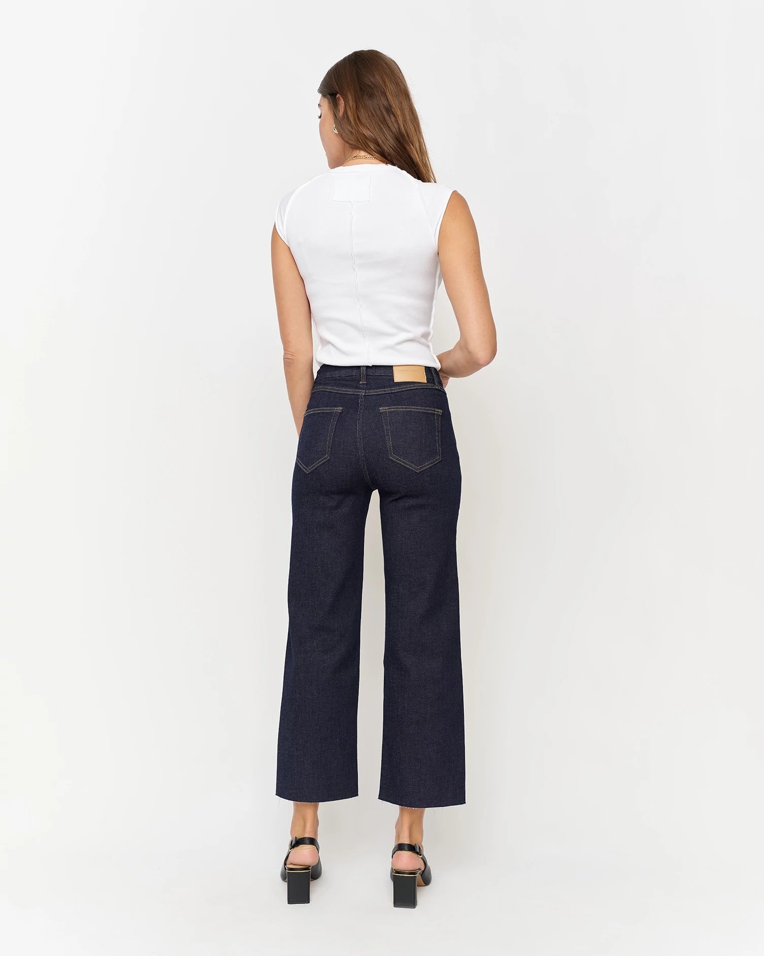 Timbers $|& Oliver Logan Aberdeen High Rise Wide Leg Crop - Hanger Side