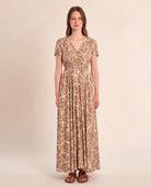 Camel Mathilde $|& Molly Bracken Printed Short Sleeve Maxi Dress - VOF Detail