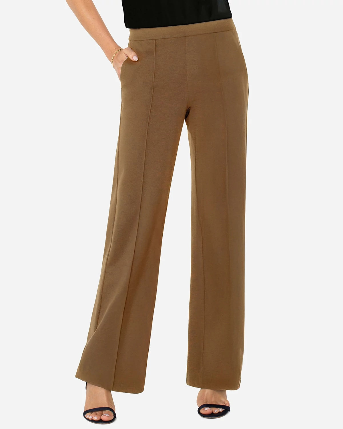 Rich Camel $|& Liverpool Kayla Pull-On Wide Leg Trouser - VOF Detail