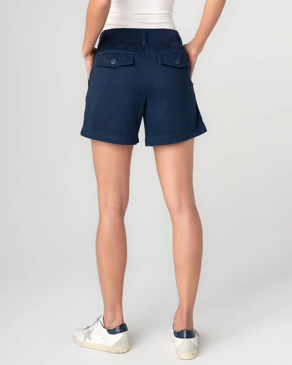Deep Midnight $|& Liverpool Pleated Trouser Short - Hanger Side