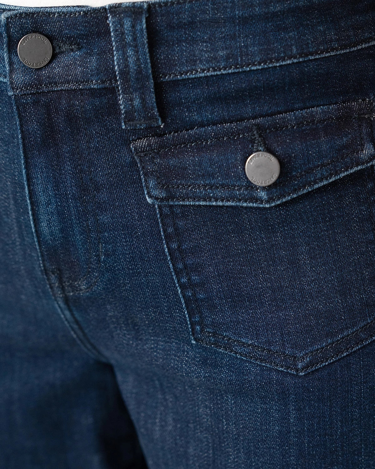 Delacey $|& Liverpool Denim Short With Front Flap Pockets - Hanger Back