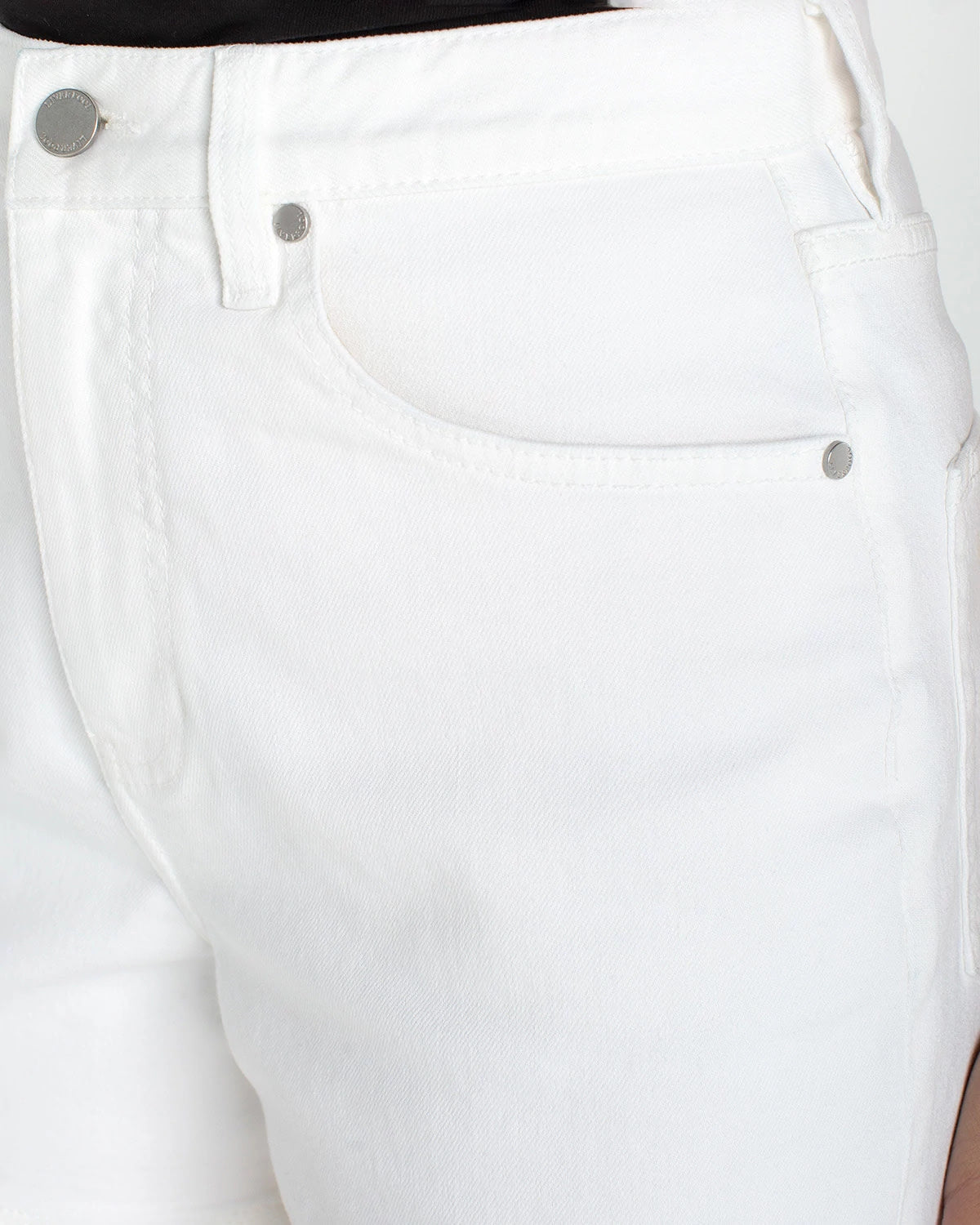Bright White $|& Liverpool High Rise Heritage Short - Hanger Back