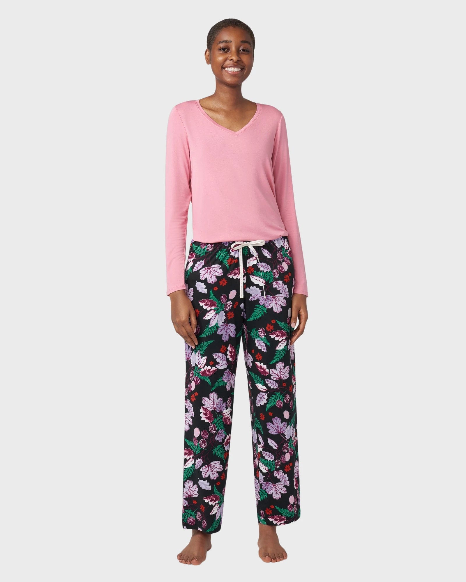 Black $|& HUE Wonderful Winter Floral PJ Pant - VOF Detail